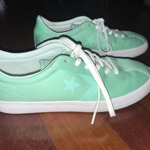 Converse Breakthrough Shoes- Size 8